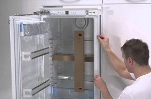 Установка встраиваемого холодильника в Ханты-Мансийске